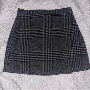 Abercrombie and Fitch Plaid skirt